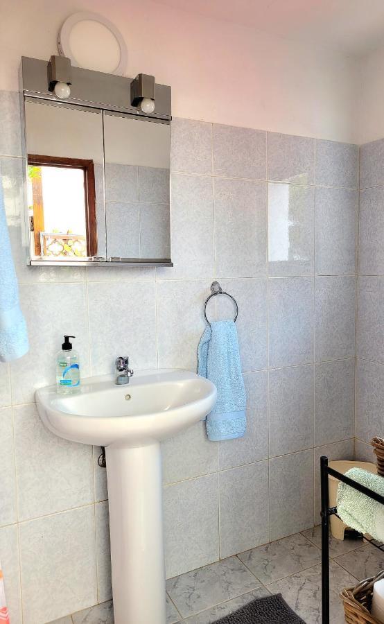 Almaciga Casa Manolo Paraiso Beach Trail מראה חיצוני תמונה